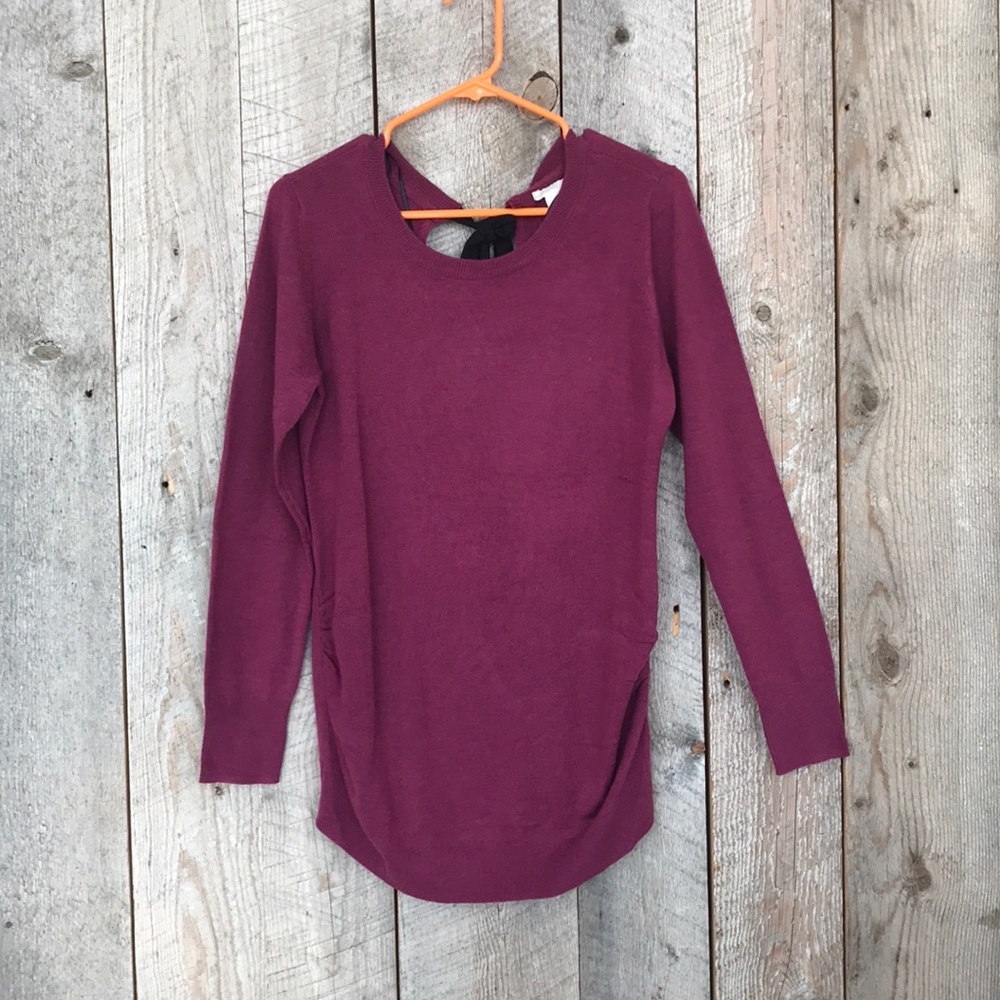 H&M Mama magenta crew basic black tie swea…